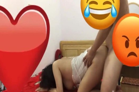 У студента Май есть горячий клип